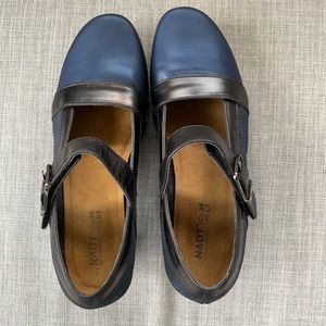Naot blue and navy dress shoes, size 38